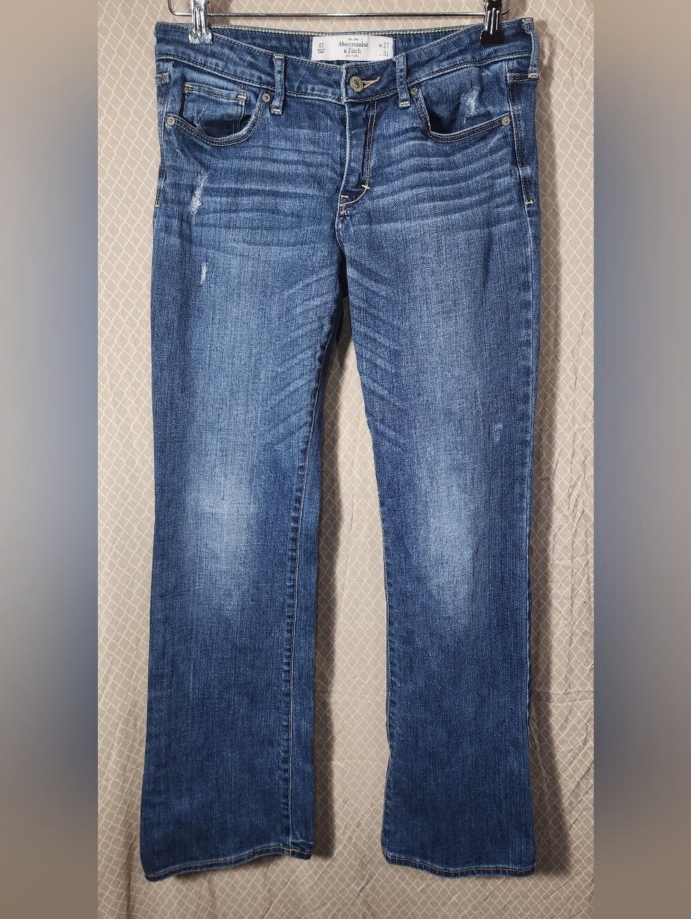 Abercrombie & Fitch Medium Wash Lightly Distressed Women's Jeans W27 L31 Used